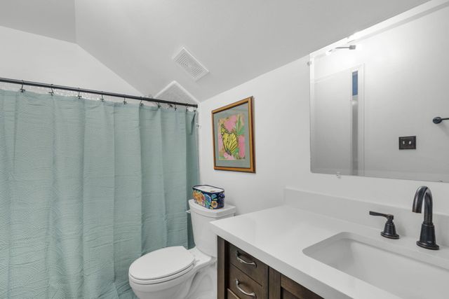 402 Northampton Circle, Fort Walton Beach, FL 32547