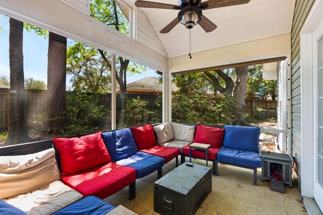 402 Northampton Circle, Fort Walton Beach, FL 32547