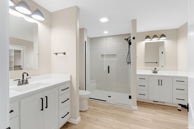 5215 Elk Run Place, Fort Wayne, IN 46818