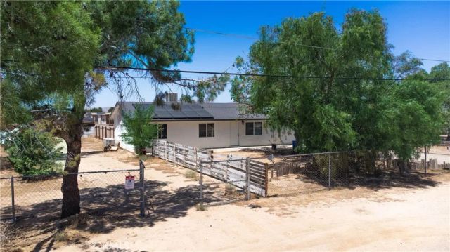 22634 Little Beaver, Apple Valley, CA 92308