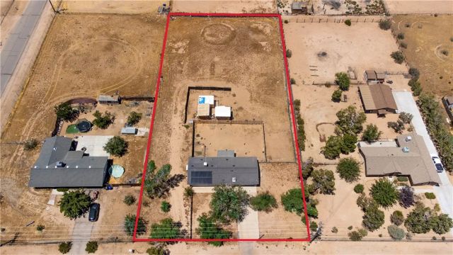 22634 Little Beaver, Apple Valley, CA 92308
