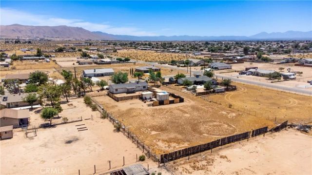 22634 Little Beaver, Apple Valley, CA 92308