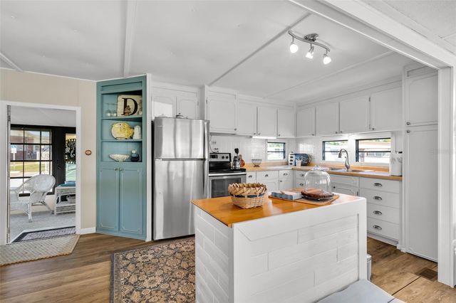 2900 8TH AVENUE W 23, Palmetto, FL 34221