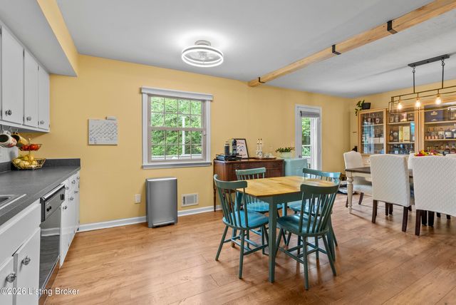 818 Dorsey Way, Louisville, KY 40223