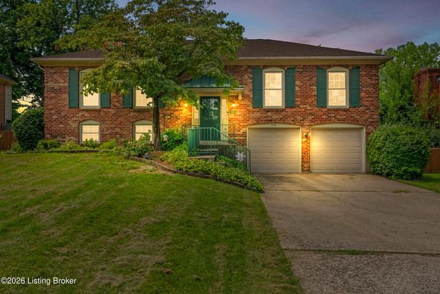 818 Dorsey Way, Louisville, KY 40223