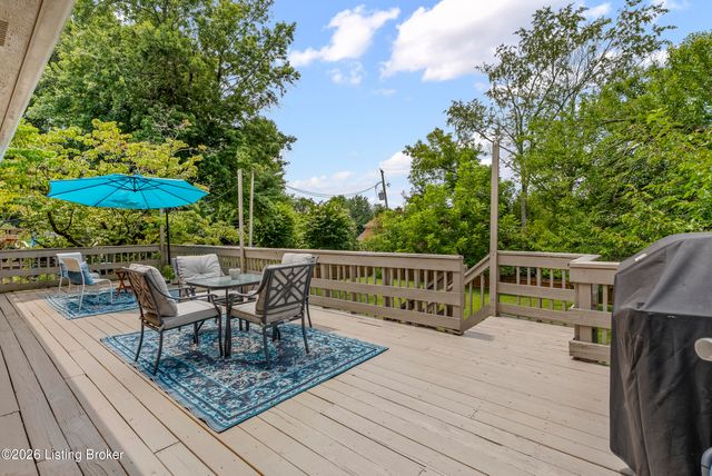 818 Dorsey Way, Louisville, KY 40223