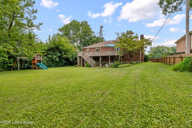 818 Dorsey Way, Louisville, KY 40223