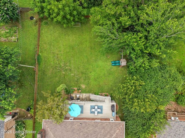 818 Dorsey Way, Louisville, KY 40223