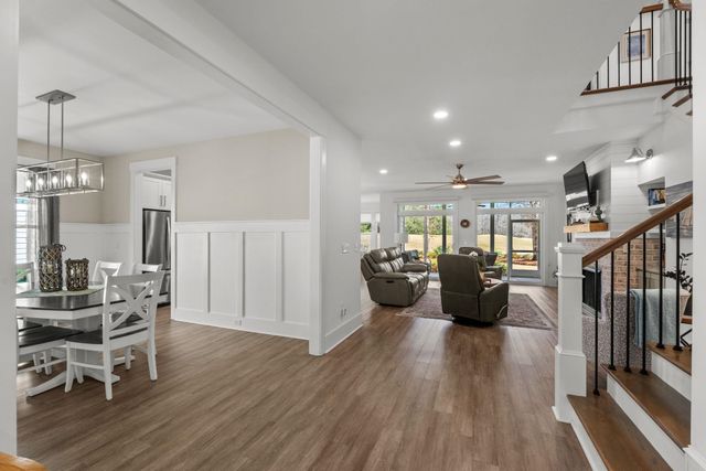 1422 Lighthouse Dr., North Myrtle Beach, SC 29582