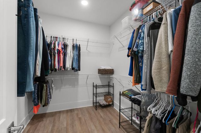 1422 Lighthouse Dr., North Myrtle Beach, SC 29582