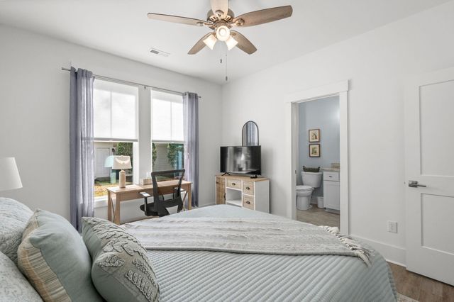 1422 Lighthouse Dr., North Myrtle Beach, SC 29582