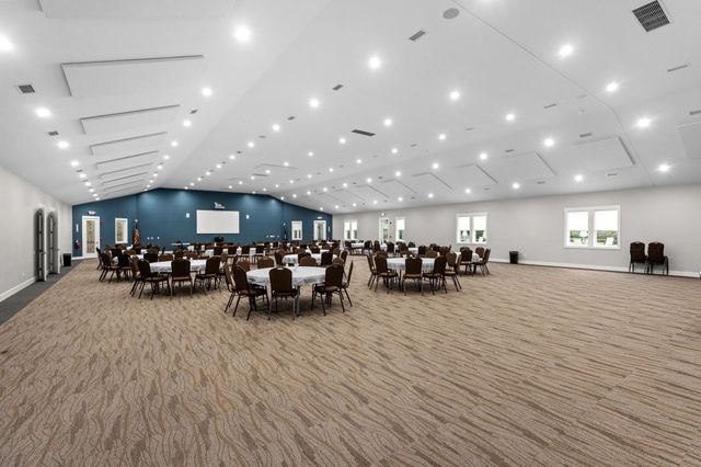 1422 Lighthouse Dr., North Myrtle Beach, SC 29582