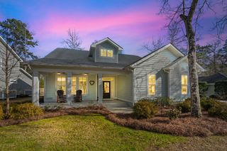 1422 Lighthouse Dr., North Myrtle Beach, SC 29582