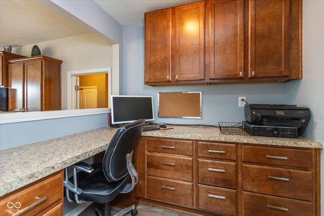 869 Ascot Farm Way, Westfield, IN 46074