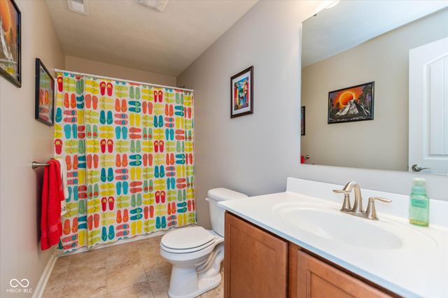 869 Ascot Farm Way, Westfield, IN 46074