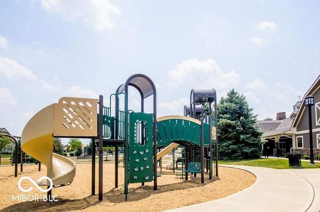 869 Ascot Farm Way, Westfield, IN 46074