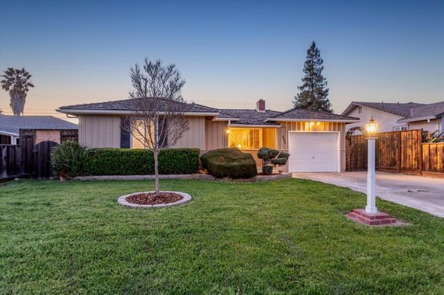 995 Melbourne Boulevard, San Jose, CA 95116