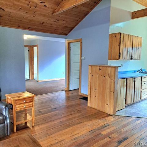 24 Wall Street, Amboy, NY 13028