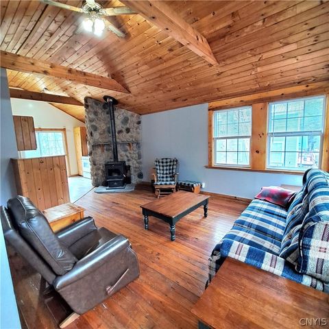 24 Wall Street, Amboy, NY 13028