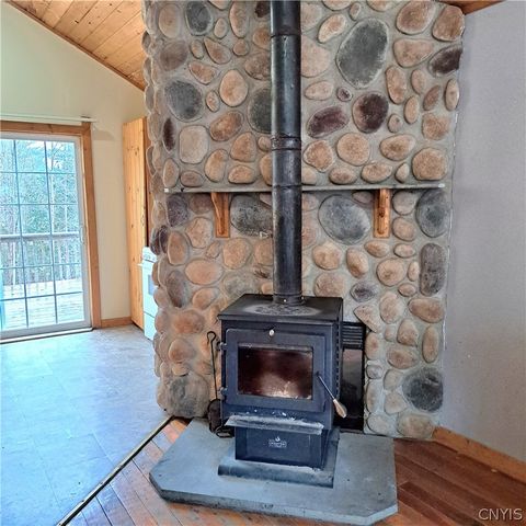 24 Wall Street, Amboy, NY 13028