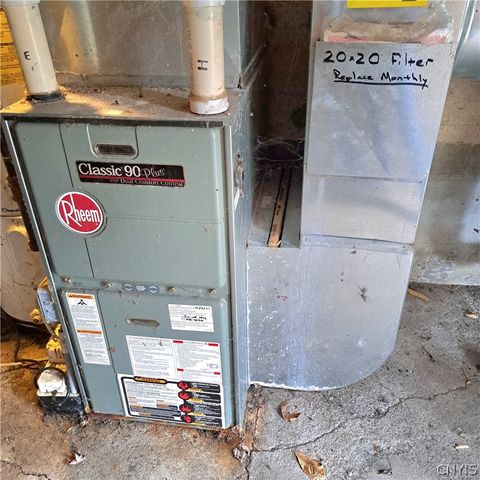 24 Wall Street, Amboy, NY 13028