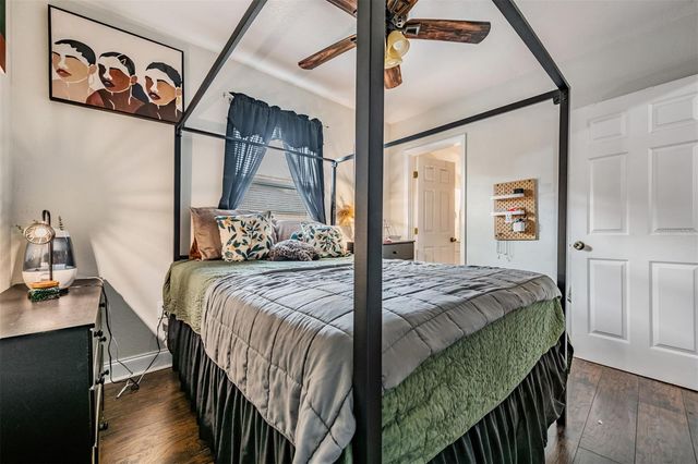 8006 N KLONDYKE STREET, Tampa, FL 33604