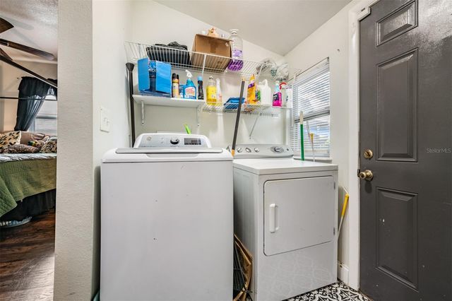 8006 N KLONDYKE STREET, Tampa, FL 33604