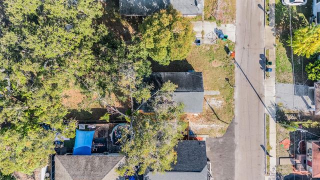 8006 N KLONDYKE STREET, Tampa, FL 33604