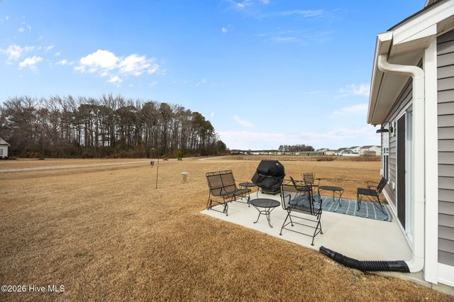 1107 Willowbrook Rn, Ayden, NC 28513