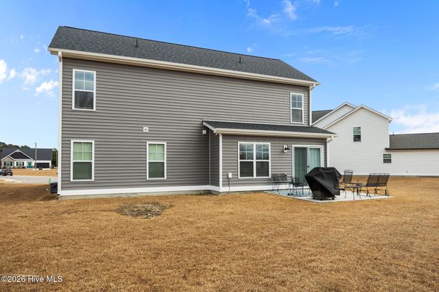 1107 Willowbrook Rn, Ayden, NC 28513