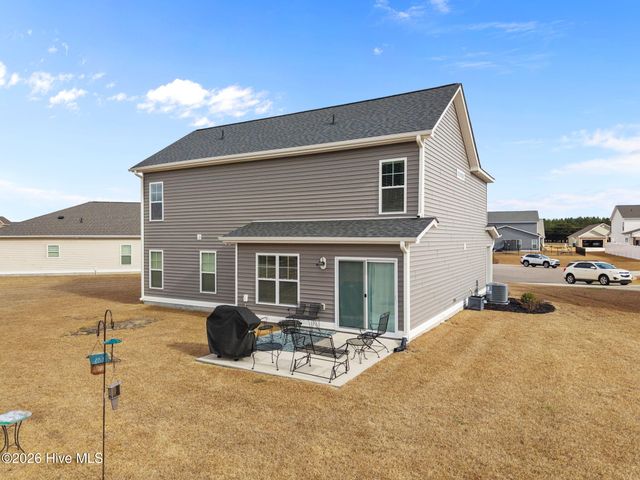 1107 Willowbrook Rn, Ayden, NC 28513