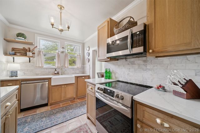 224 N 15th Street, Collinsville, OK 74021
