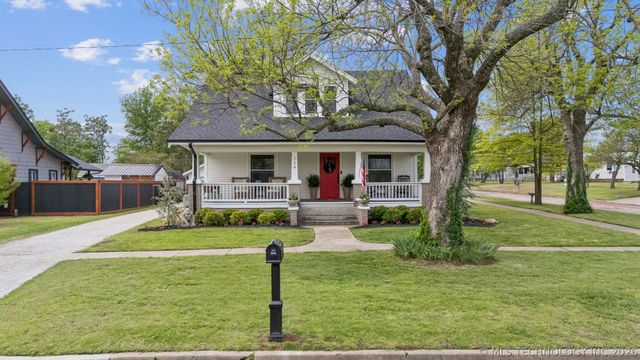 224 N 15th Street, Collinsville, OK 74021