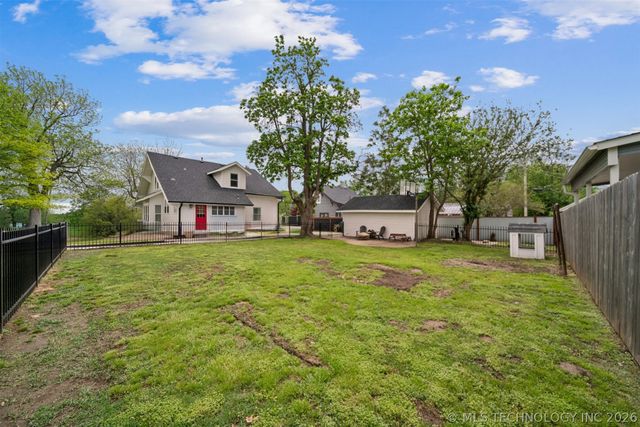 224 N 15th Street, Collinsville, OK 74021