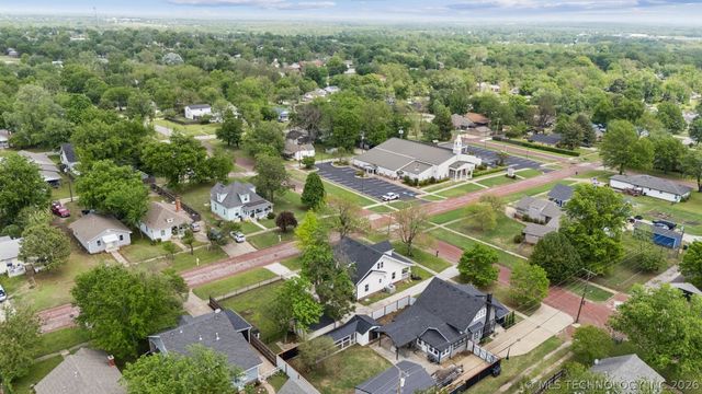 224 N 15th Street, Collinsville, OK 74021