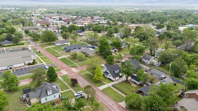 224 N 15th Street, Collinsville, OK 74021