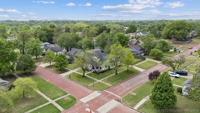 224 N 15th Street, Collinsville, OK 74021