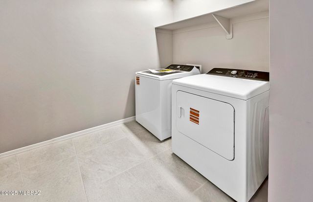 7956 S Sonoran Oak Drive, Tucson, AZ 85747