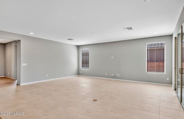 7956 S Sonoran Oak Drive, Tucson, AZ 85747