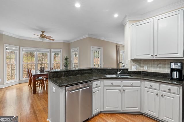 833 Southern Shore Drive, Peachtree City, GA 30269