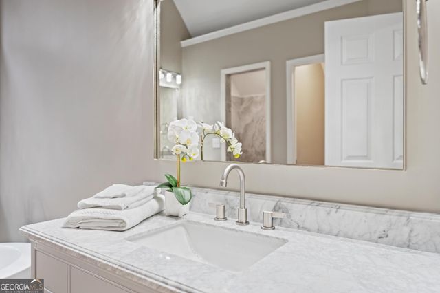 833 Southern Shore Drive, Peachtree City, GA 30269