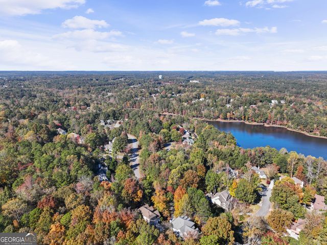 833 Southern Shore Drive, Peachtree City, GA 30269