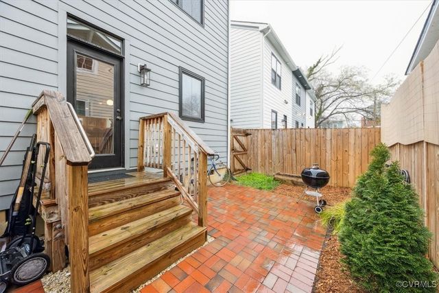 2005 R St, Richmond, VA 23223