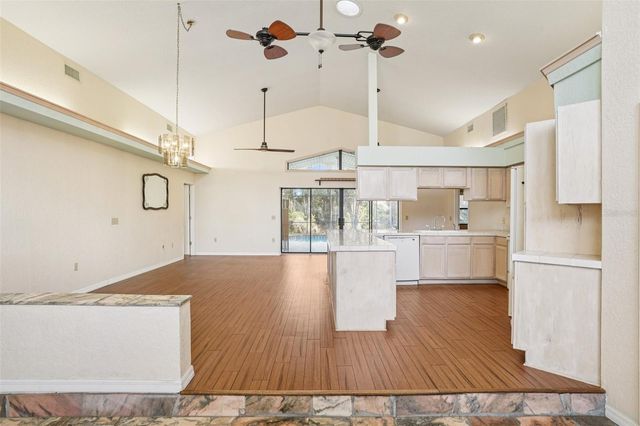 18628 SE 53RD PLACE, Ocklawaha, FL 32179