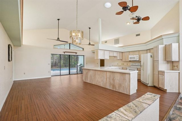 18628 SE 53RD PLACE, Ocklawaha, FL 32179