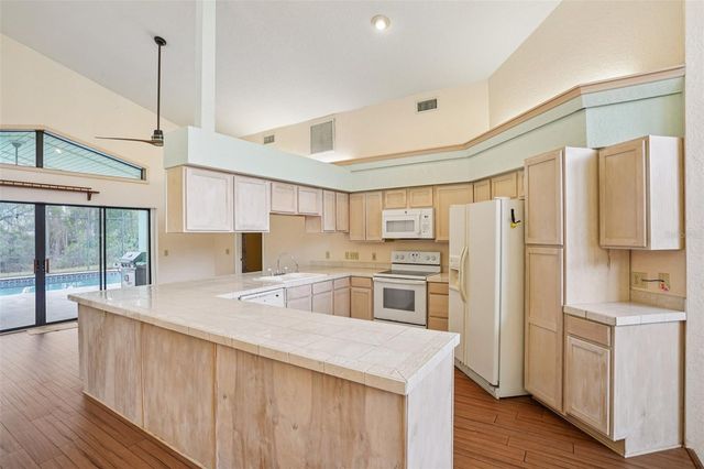 18628 SE 53RD PLACE, Ocklawaha, FL 32179