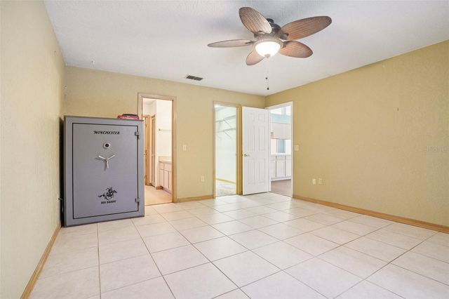 18628 SE 53RD PLACE, Ocklawaha, FL 32179