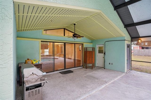 18628 SE 53RD PLACE, Ocklawaha, FL 32179