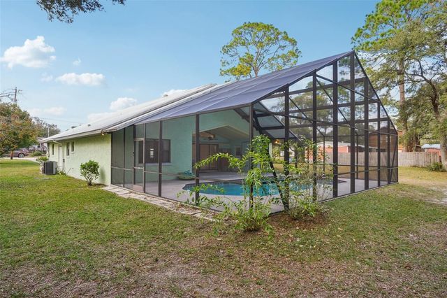 18628 SE 53RD PLACE, Ocklawaha, FL 32179