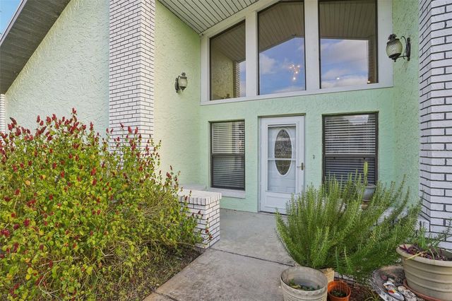 18628 SE 53RD PLACE, Ocklawaha, FL 32179